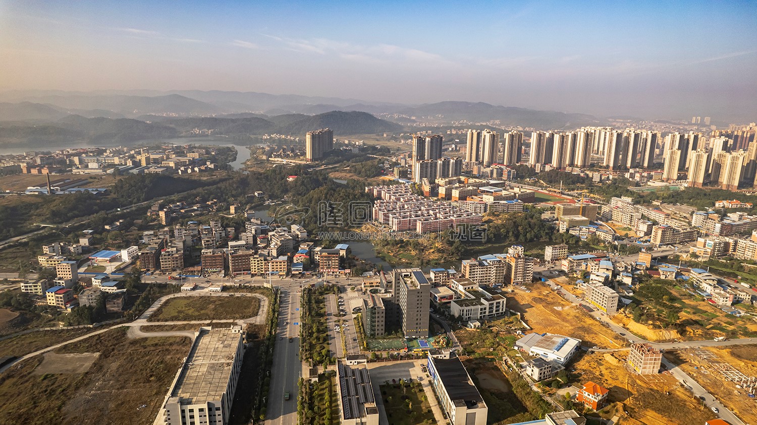 罗家大岭看隆回全景