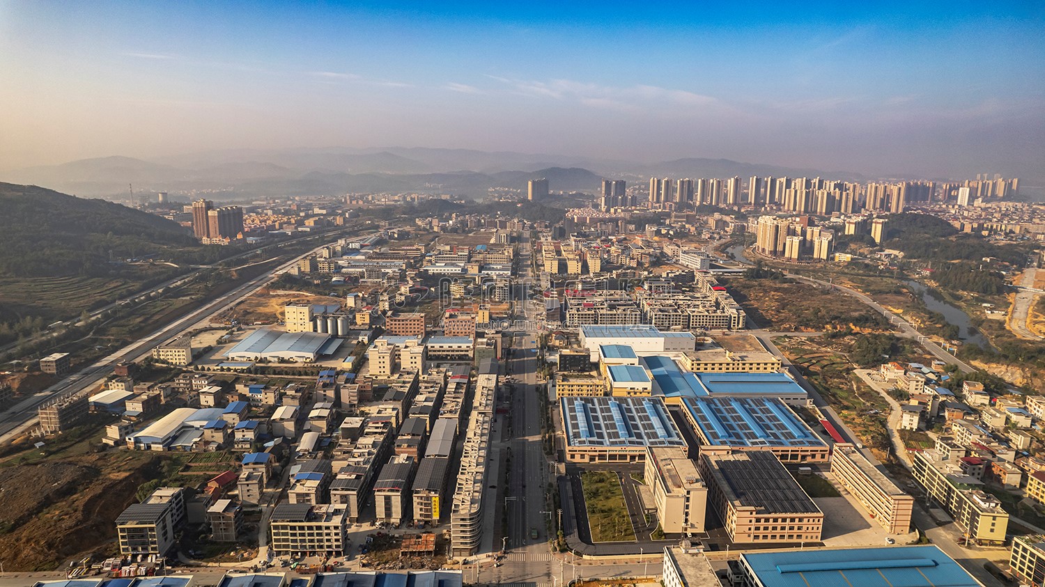 罗家大岭看隆回全景