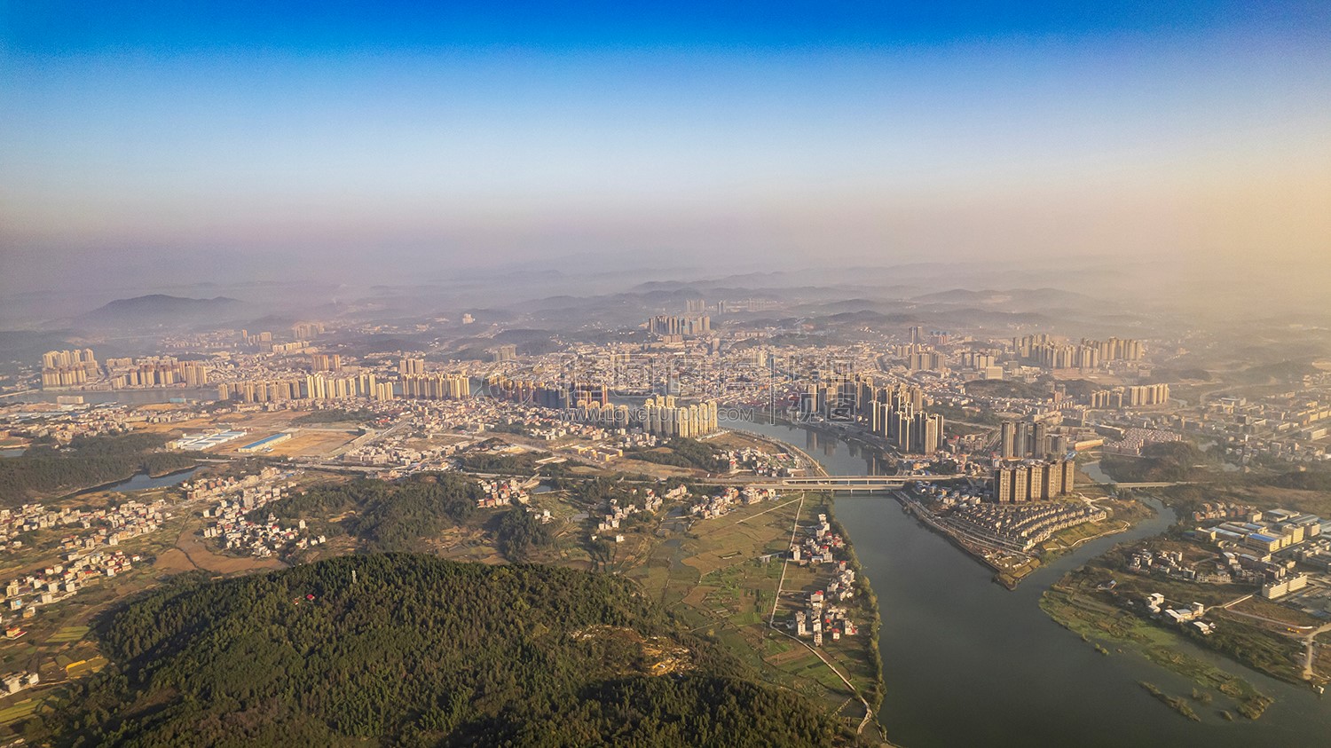 罗家大岭看隆回全景