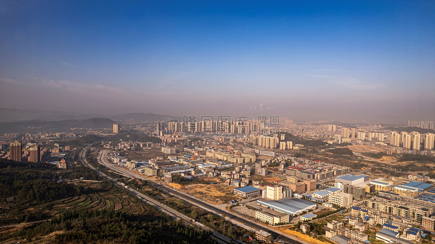 罗家大岭看隆回全景