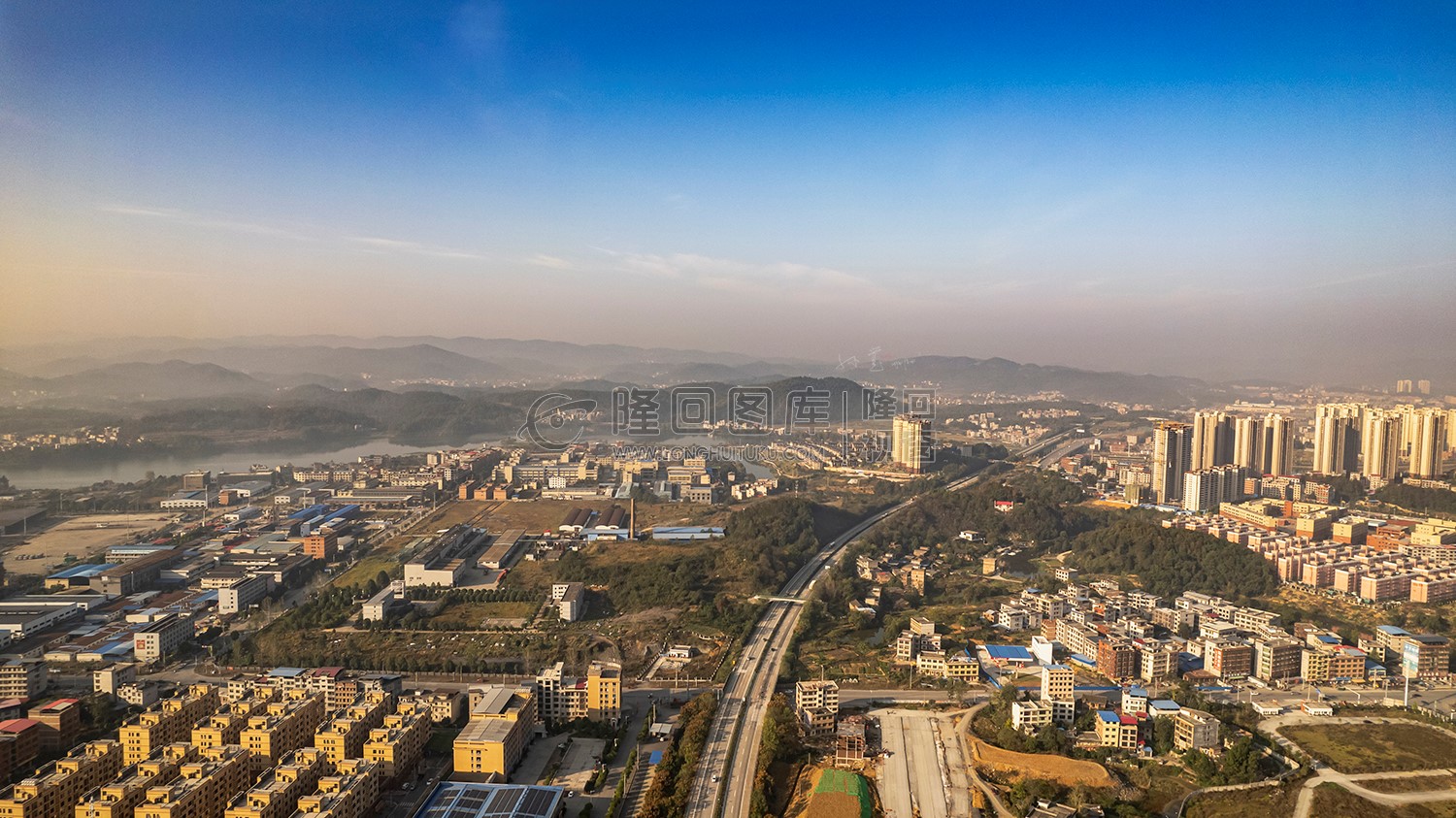 罗家大岭看隆回全景