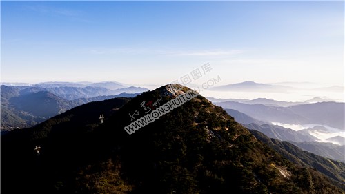白马山顶心堂最高峰