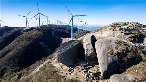 白马山文字石头