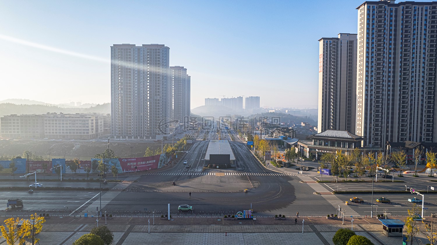 高铁站前魏源大道