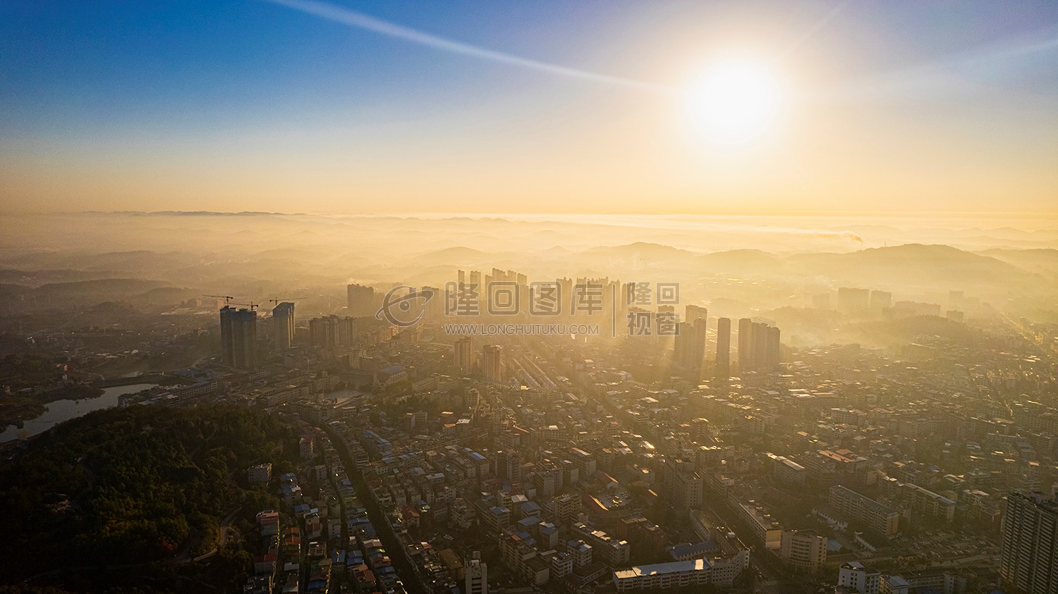 隆回万和学校城东方向