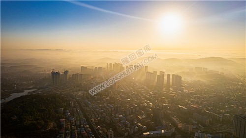隆回万和学校城东方向