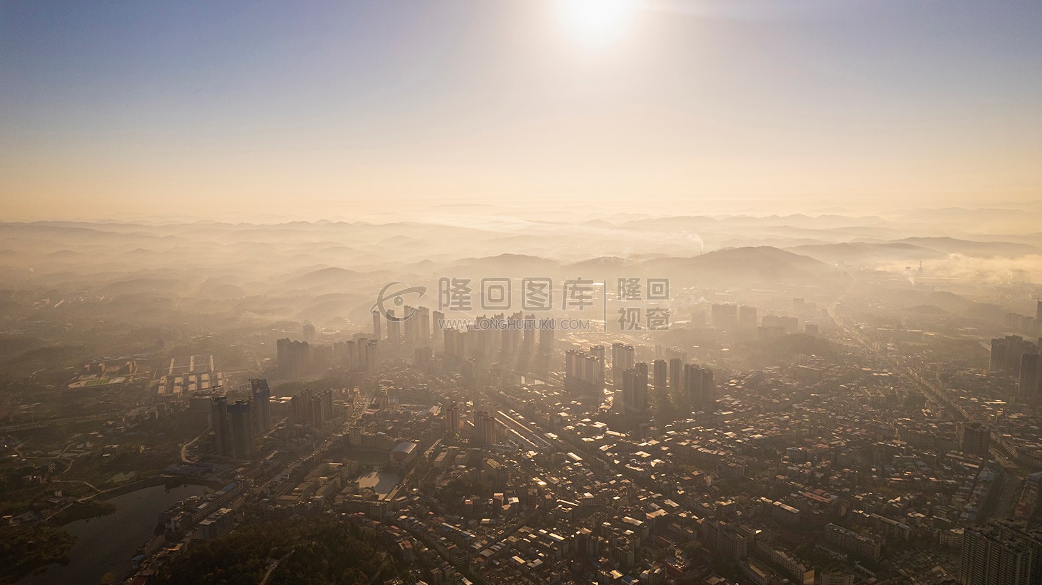 隆回万和学校城东方向