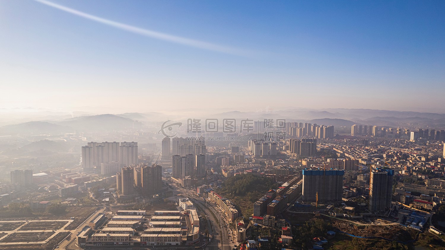 隆回方大丽家城东方向