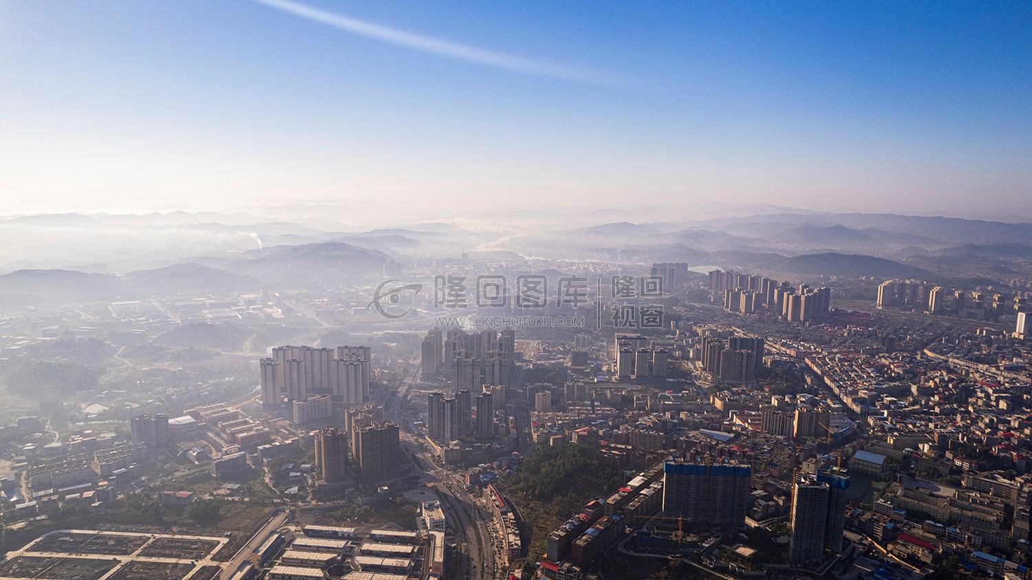 隆回方大丽家城东方向