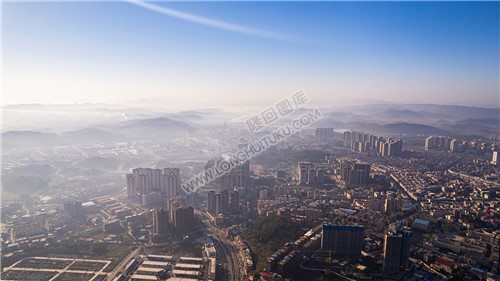 隆回方大丽家城东方向