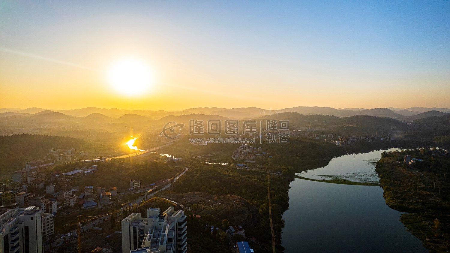 碧桂园天玺湾上空看三阁司方向
