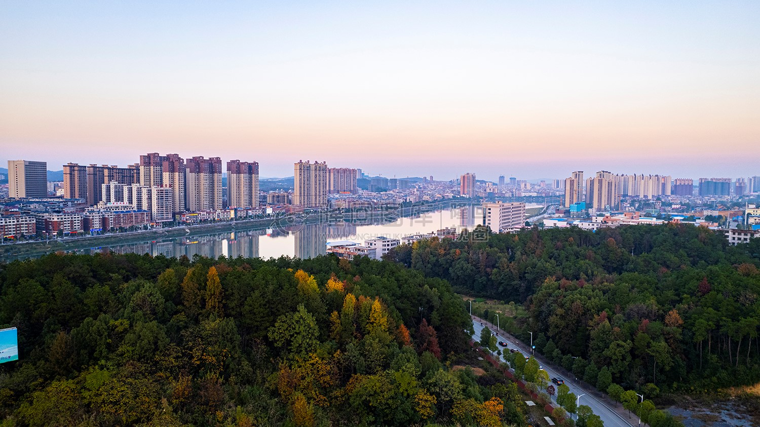 隆回二桥下隆回沿河南路