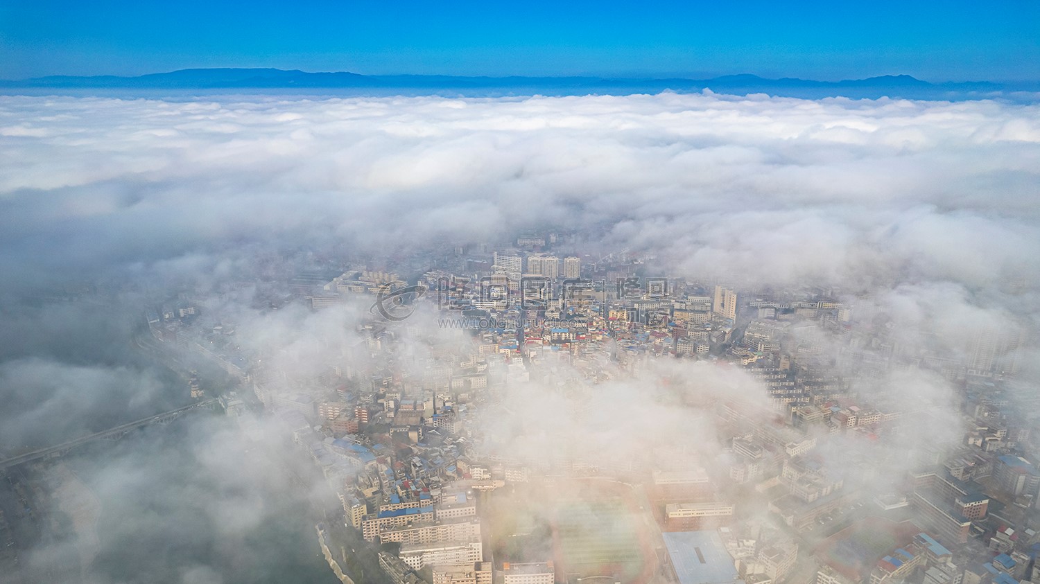 隆回县城云海