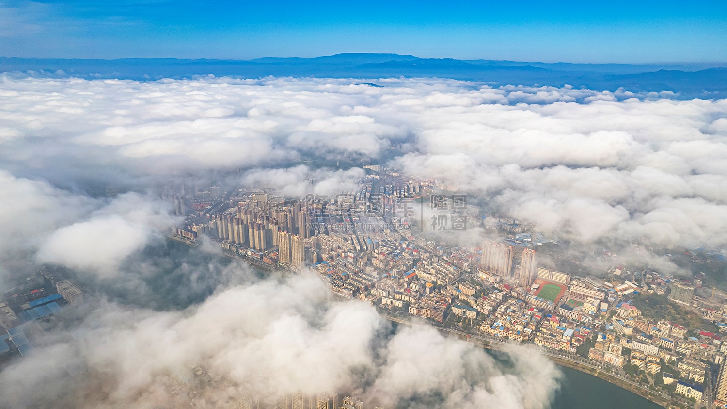 隆回县城云海