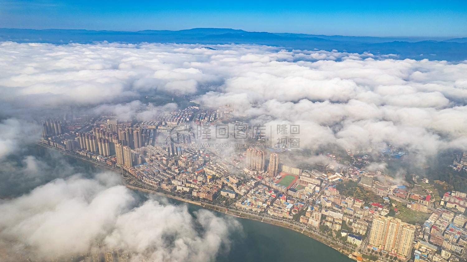 隆回赧水河两岸