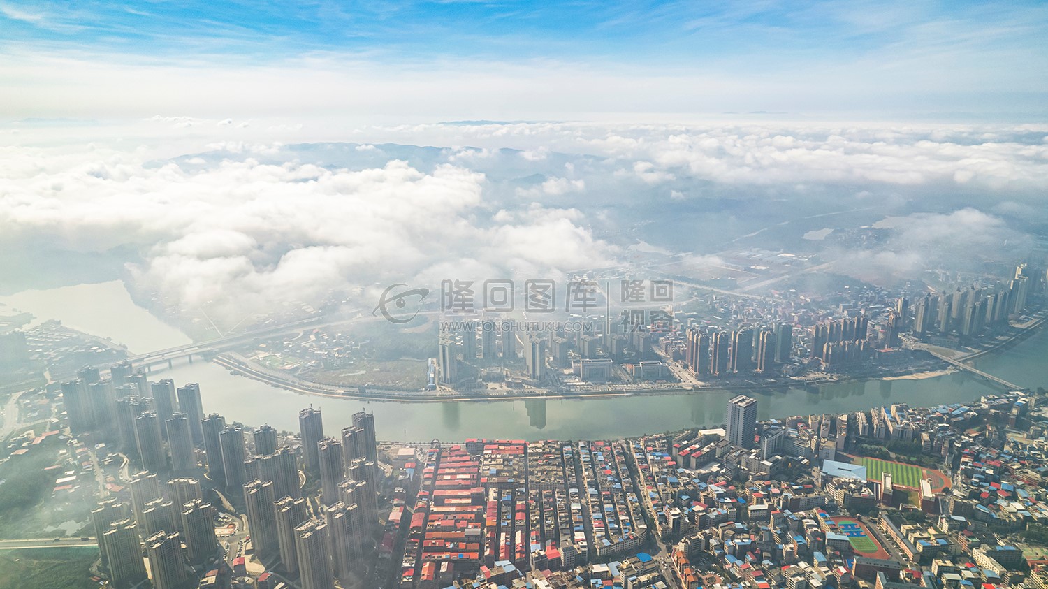 紫霞园往江语城方向