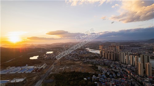 隆回木山城南方向