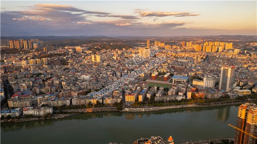 隆回一中人民医院方向