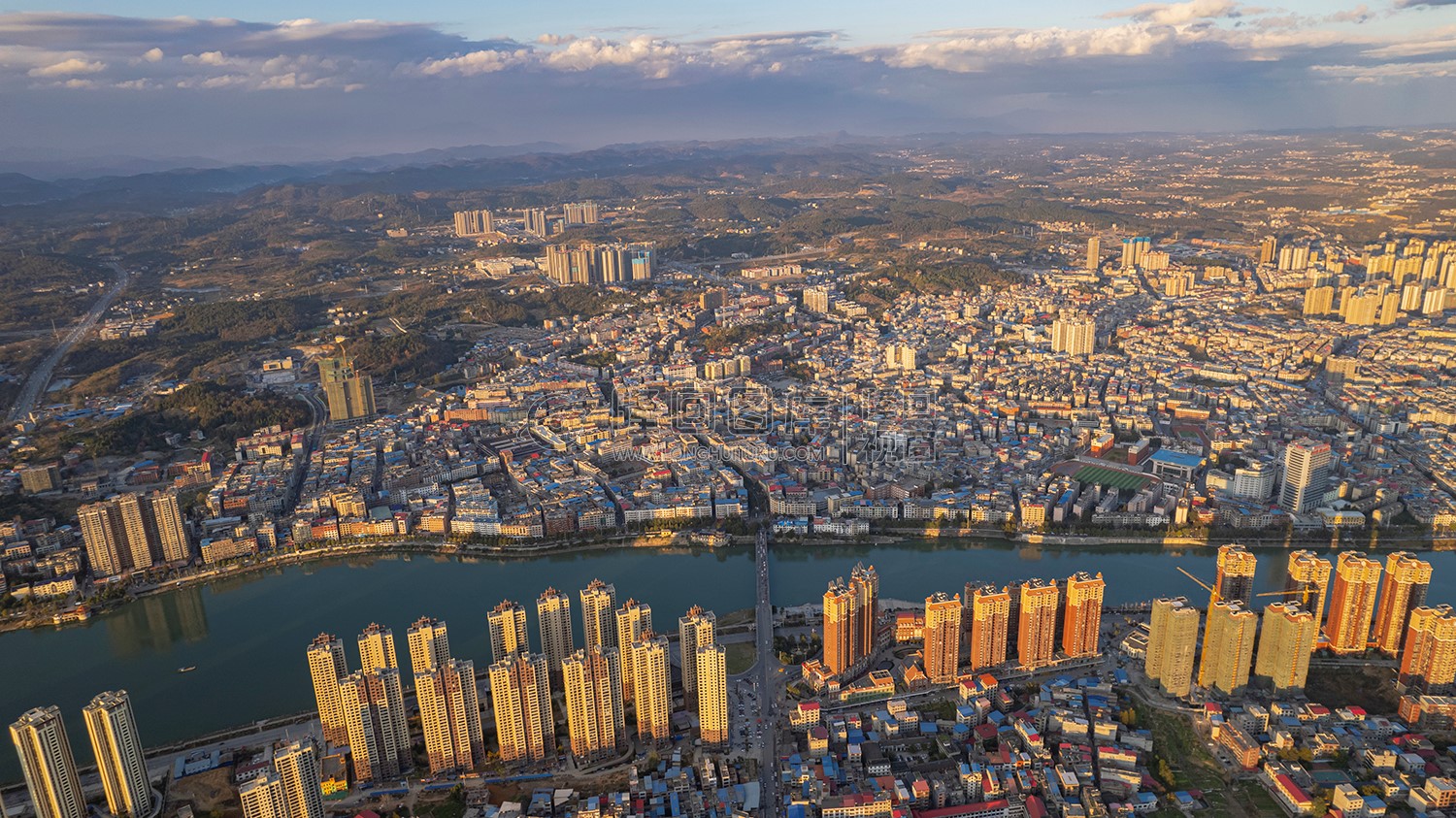 隆回城南往城北方向