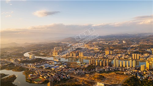 隆回城南九中方向