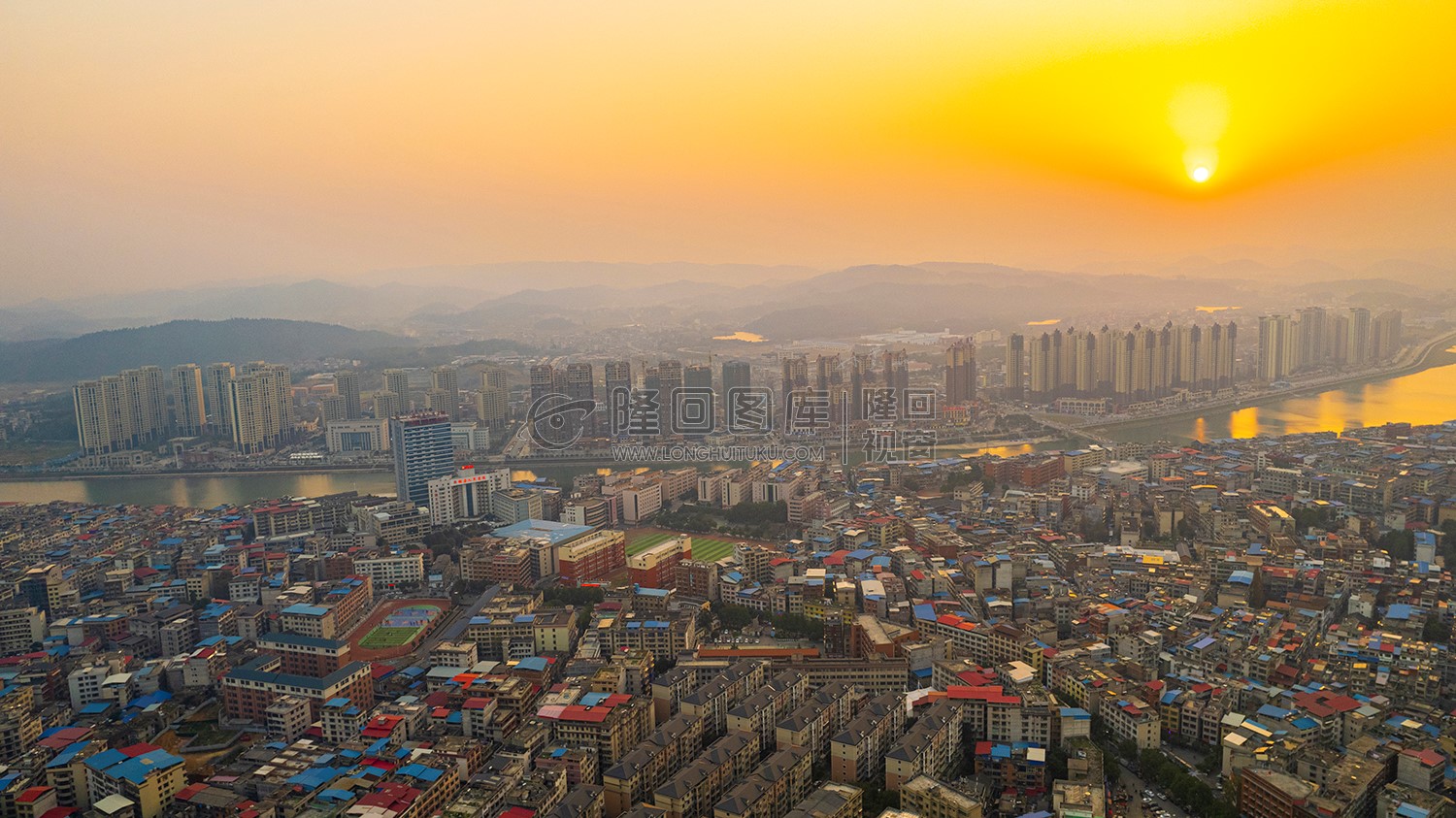 隆回人民医院方向