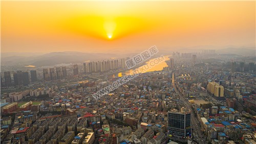 隆回朝阳大厦看落日