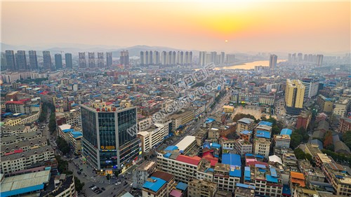 隆回朝阳大厦看落日