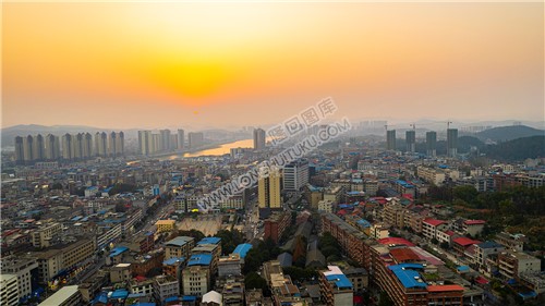 隆回县委方向看落日