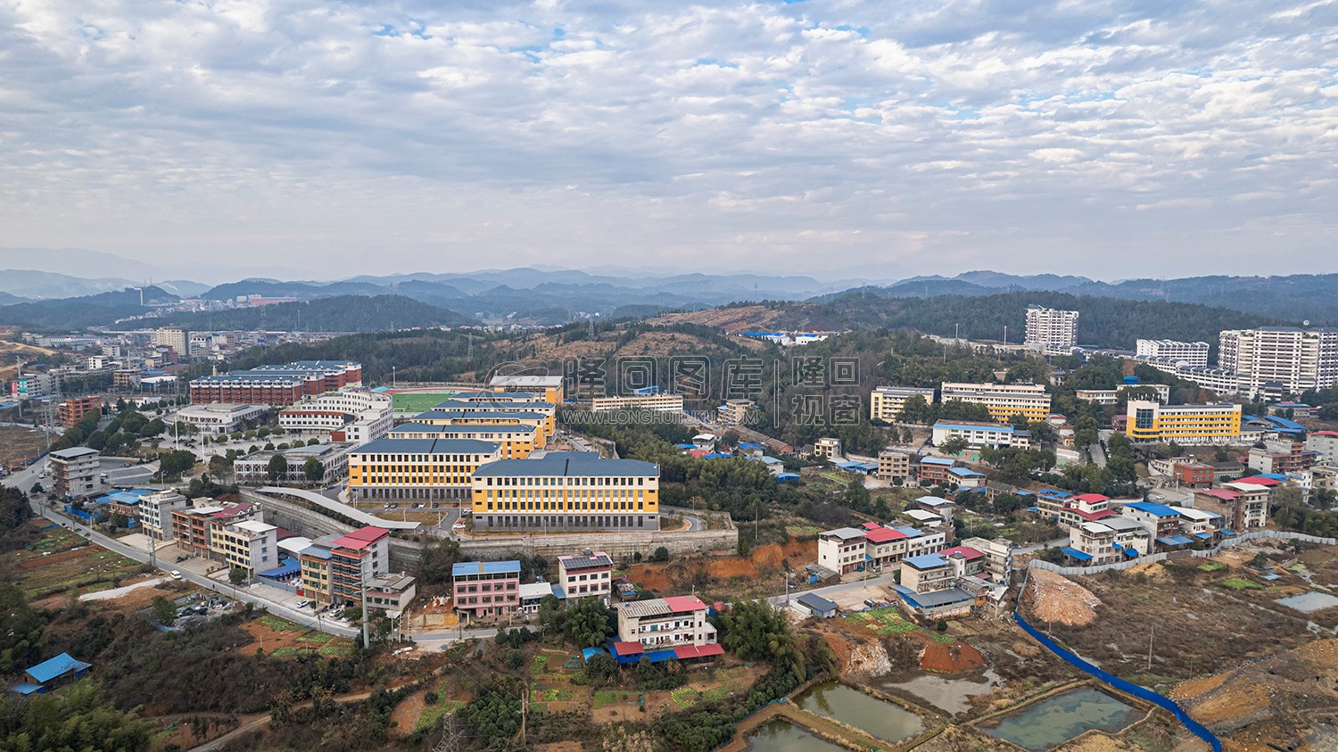 隆回职中航拍