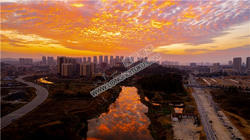 隆回上空的火烧云