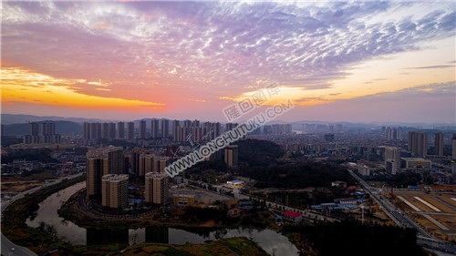 隆回上空火烧云