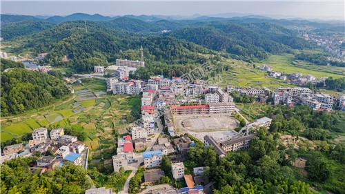 长铺社区，高毛村和万胜村合并