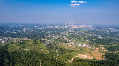 天子山脚下元冲村