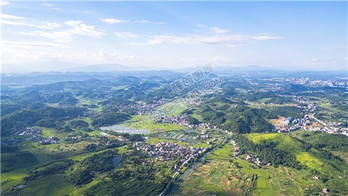 乐居田村龙河村