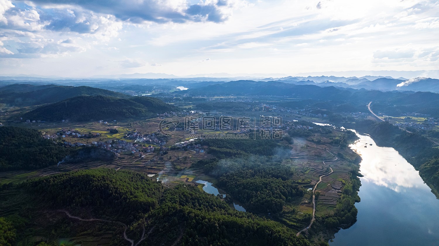 石梁村全景航拍