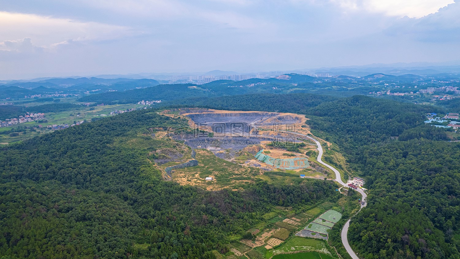 隆回南方水泥厂