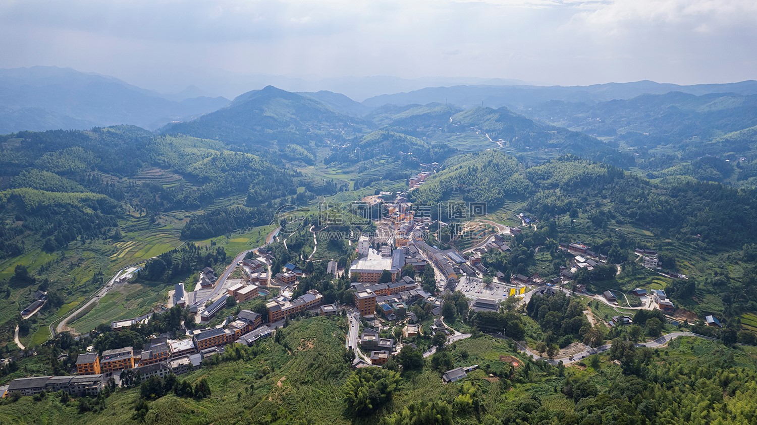 虎形山瑶族乡-建设中