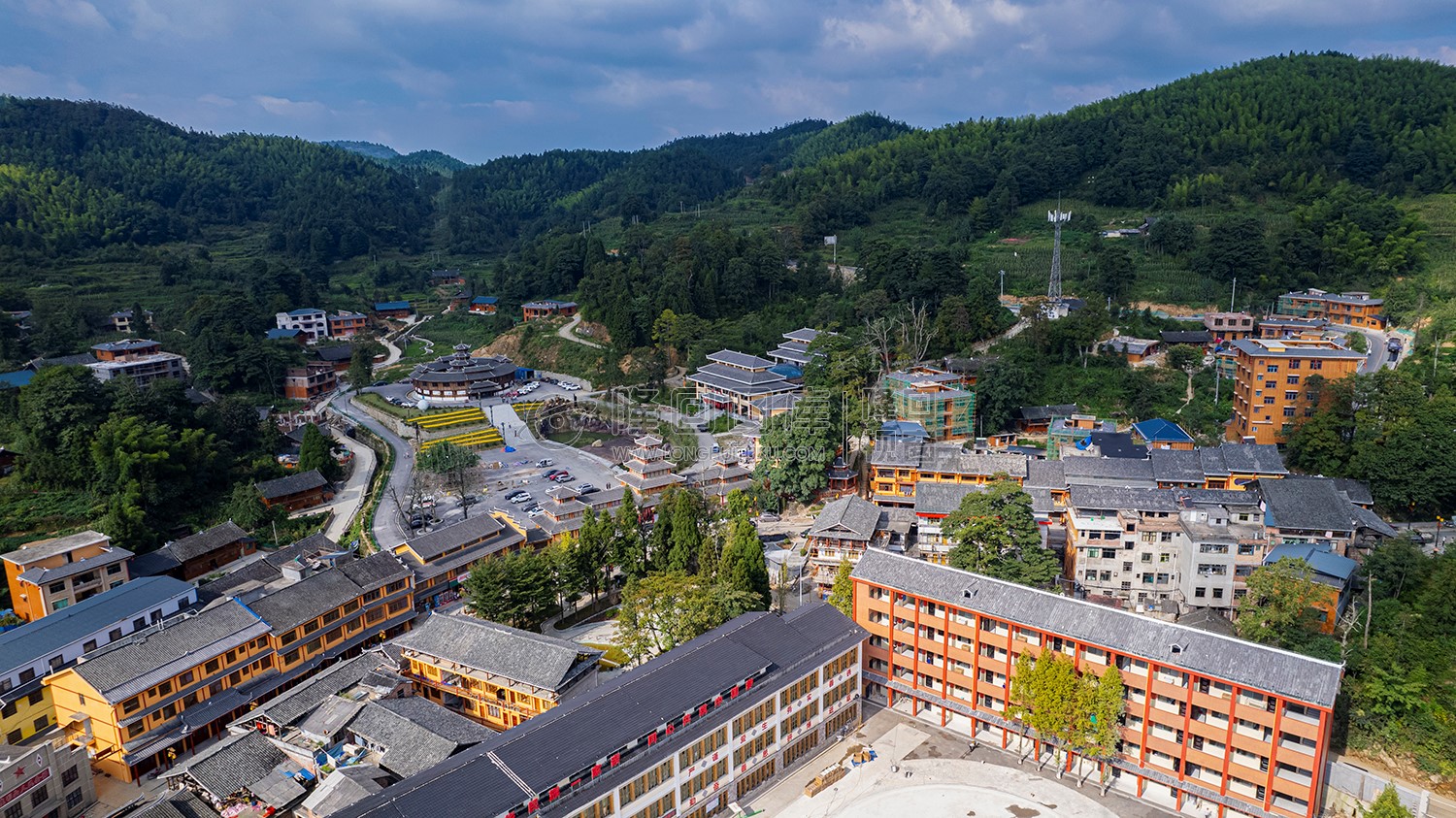 虎形山瑶族乡-建设中
