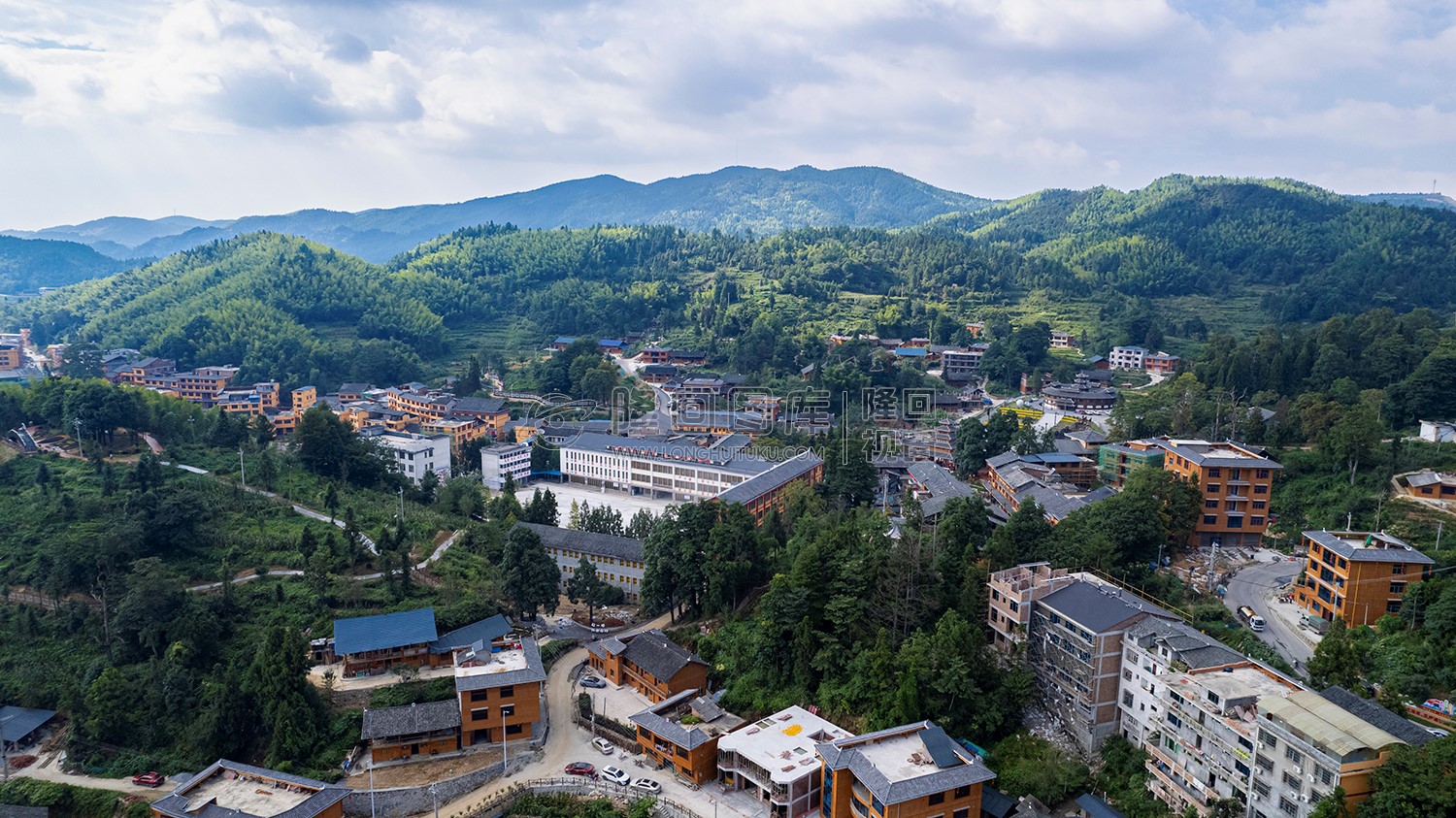 虎形山瑶族乡-建设中