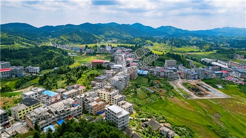 麻塘山乡街道航拍