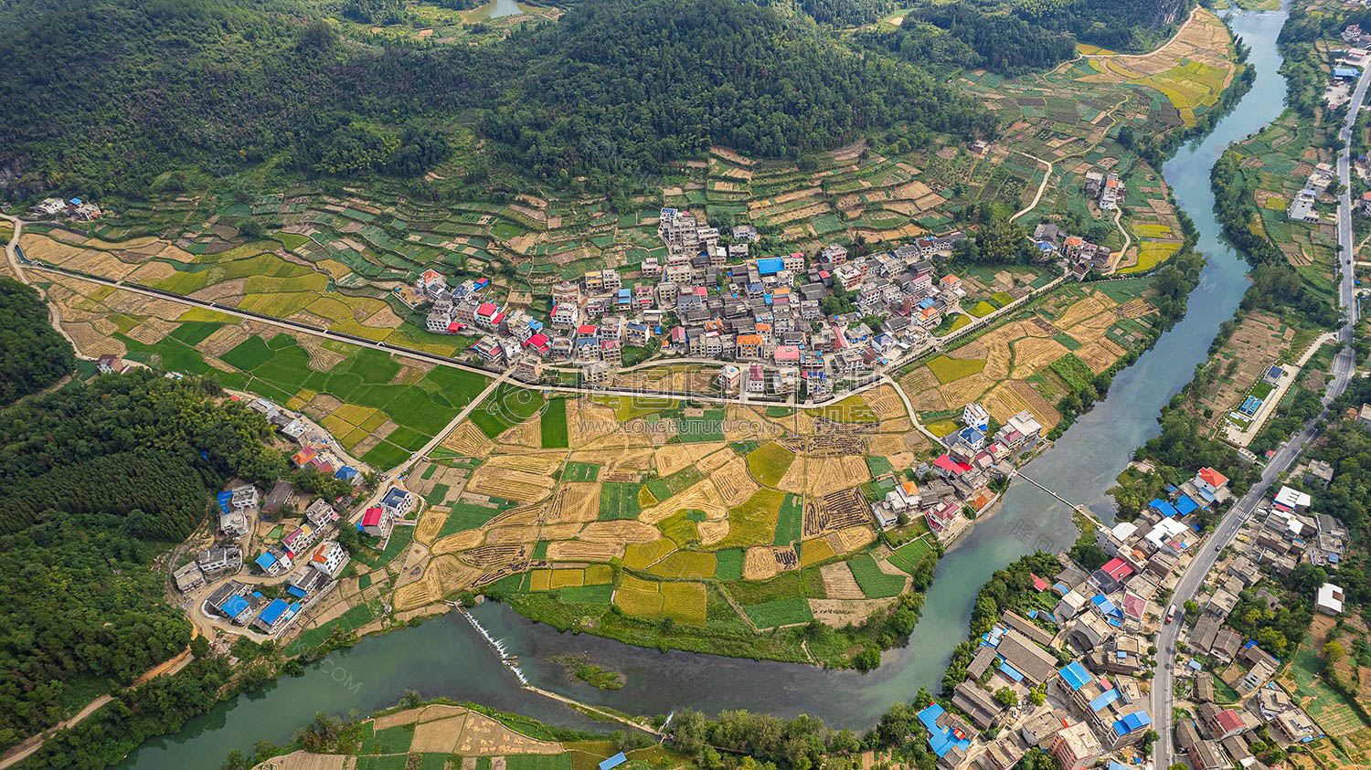 航拍南岳庙镇许家村