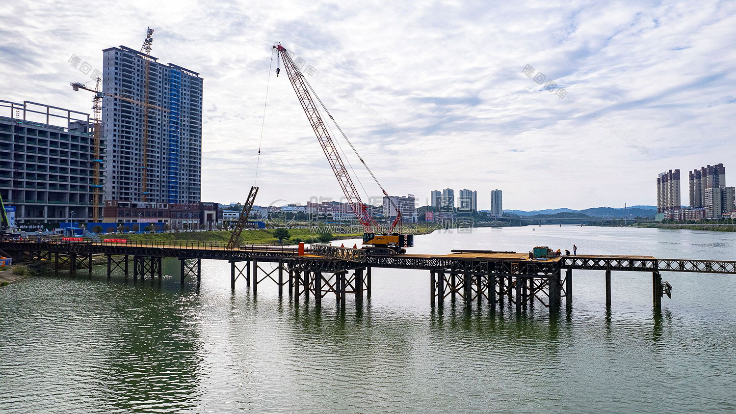 赧水中的青丰桥