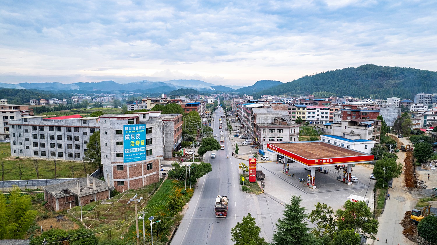 石门乡迈迹塘村（合并花门街道）