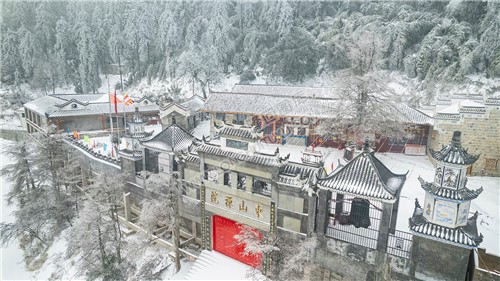 大东山雪景