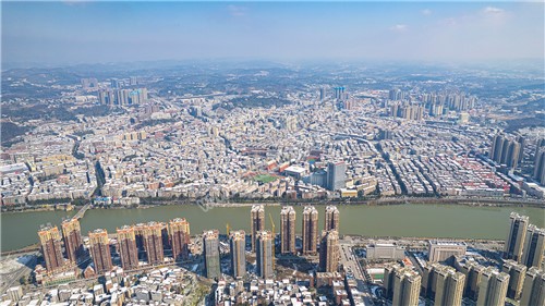 大雪后的隆回县城