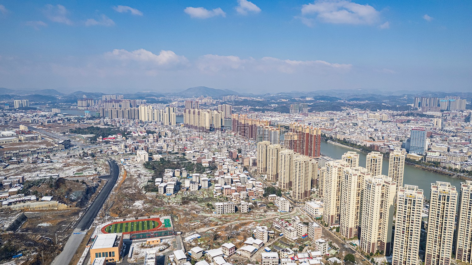 隆回芙蓉学校周边