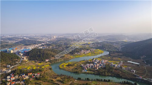 军杰辣椒厂方向