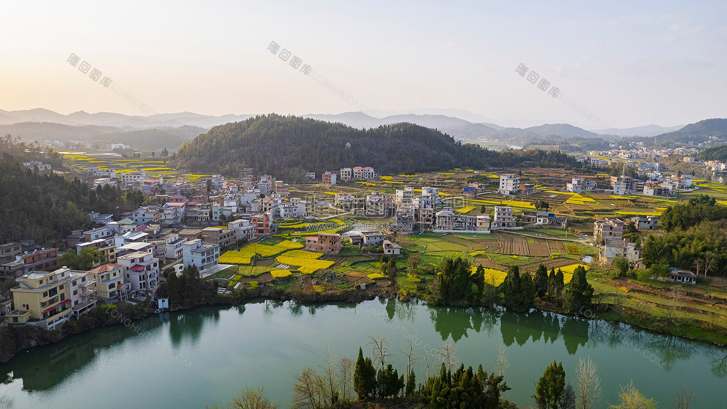 芙蓉山村乡村风光