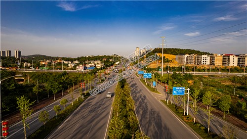 隆回大道与龙门路交界处