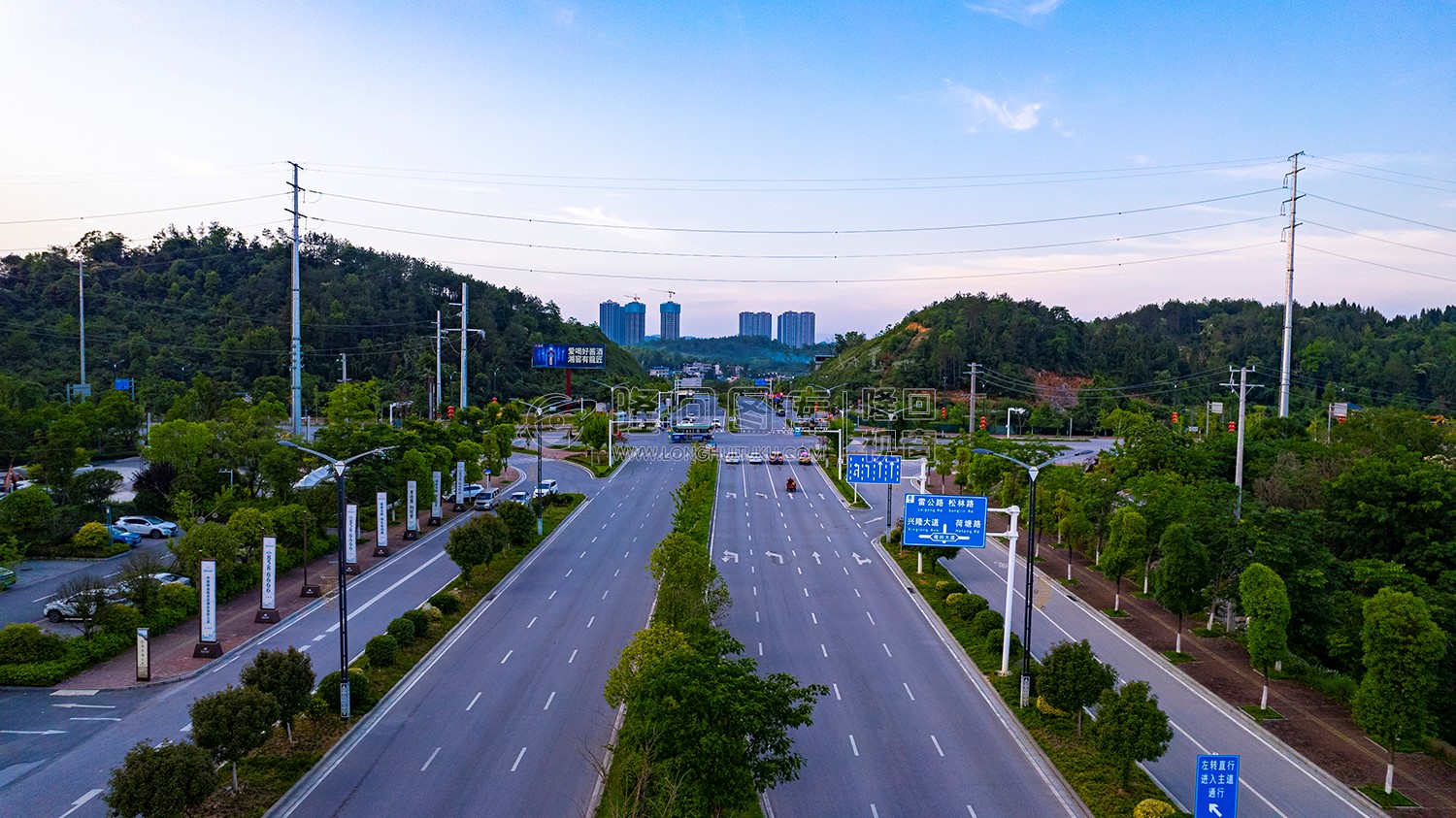 魏源大道与隆回大道交界处